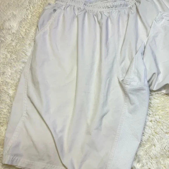 Nike Mens XXL white Athletic Shorts no liner 11” inseam additional zipper pocket - Picture 5 of 10